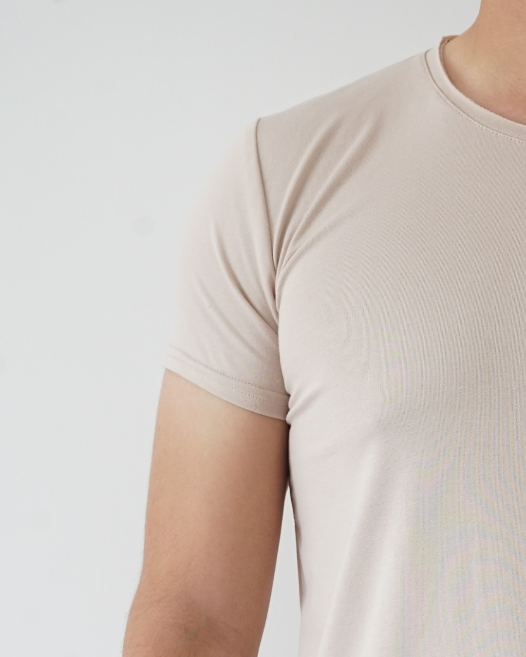 Sand T-shirt - Short Sleeve Wide Neck Curved Bottom
