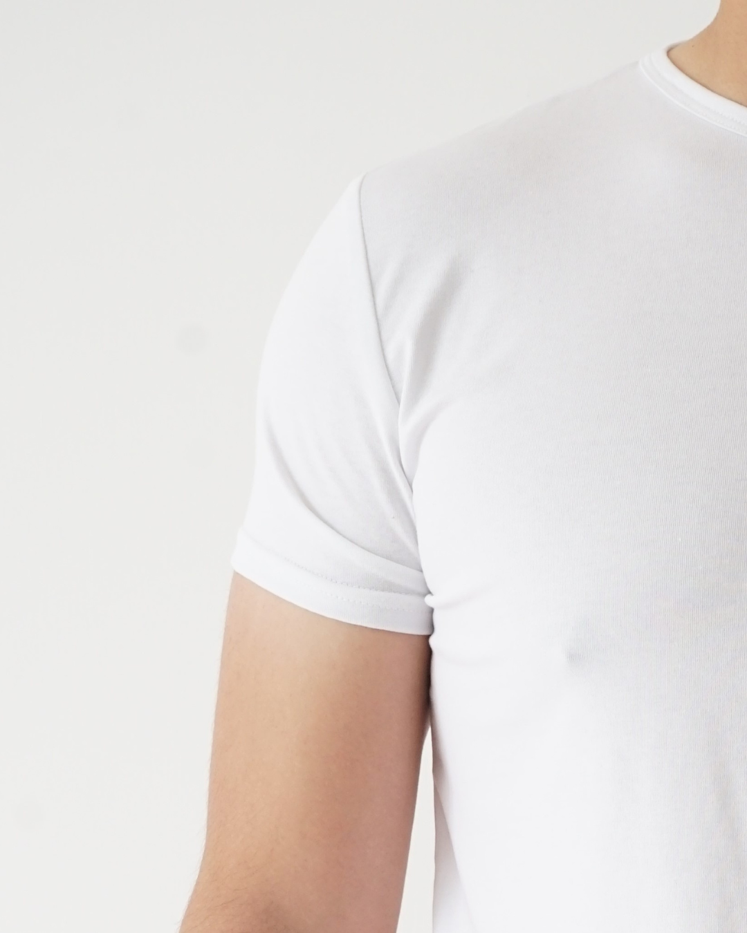 White T-shirt - Short Sleeve Crew Neck Original Bottom